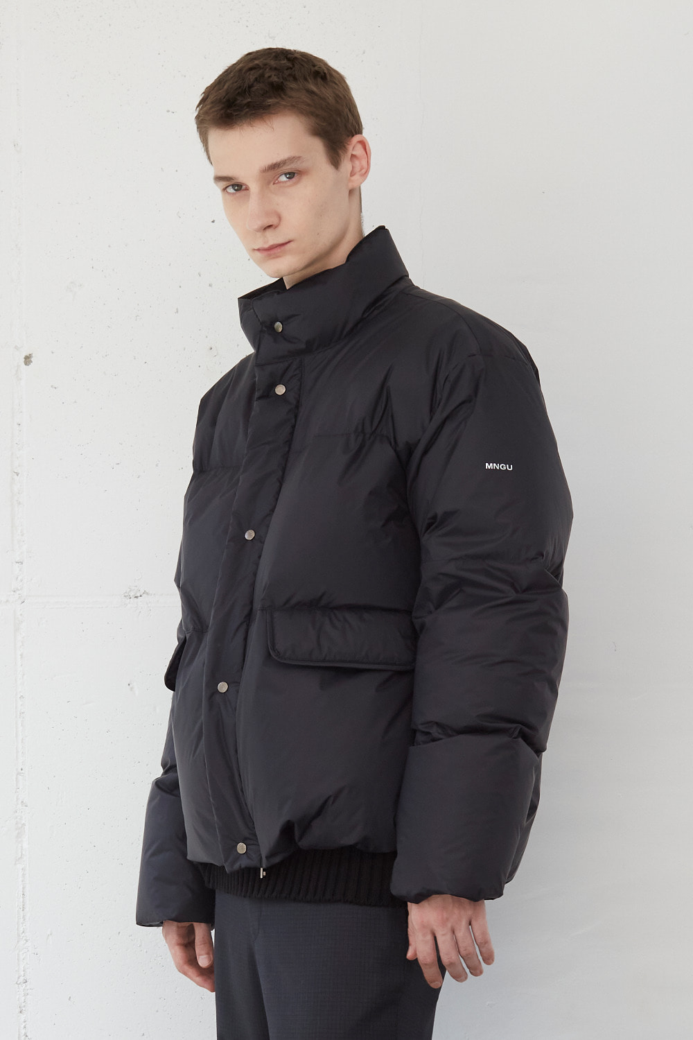 [-30%] 오버사이즈드 포켓 다운 재킷 IN 블랙