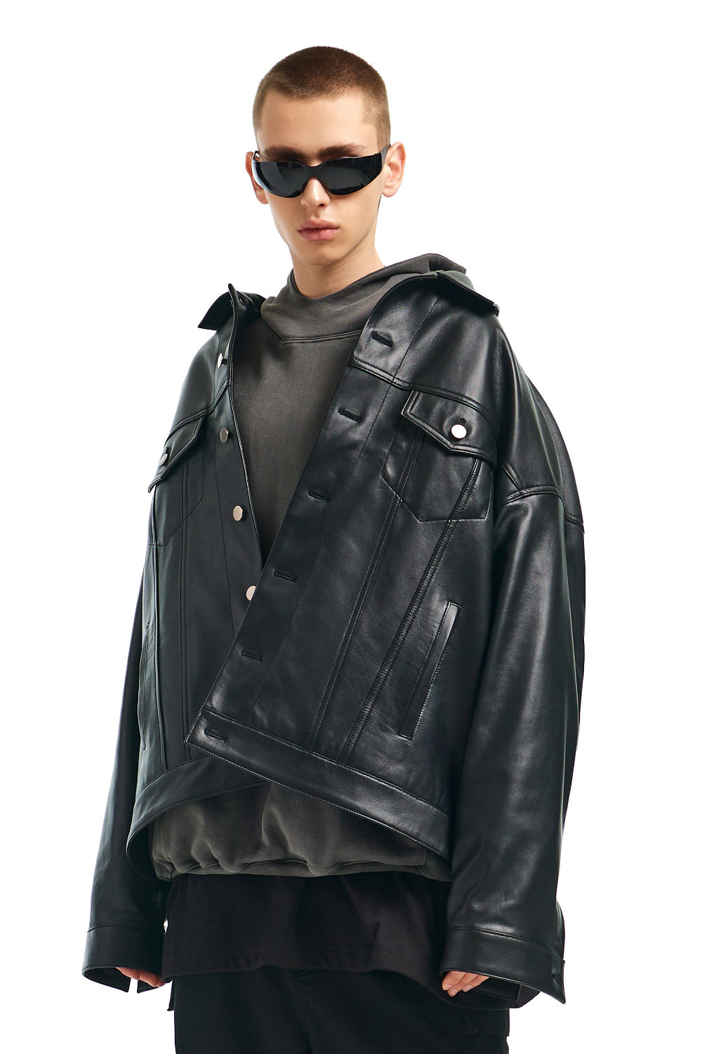 [-20%] 오버사이즈드 램스킨 트러커 재킷 IN 블랙